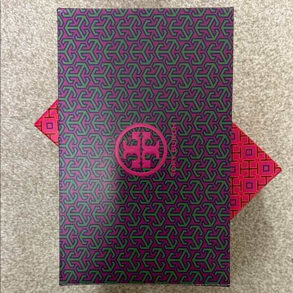 Tory Burch Platform Flip-Flop - Picture 3 of 7